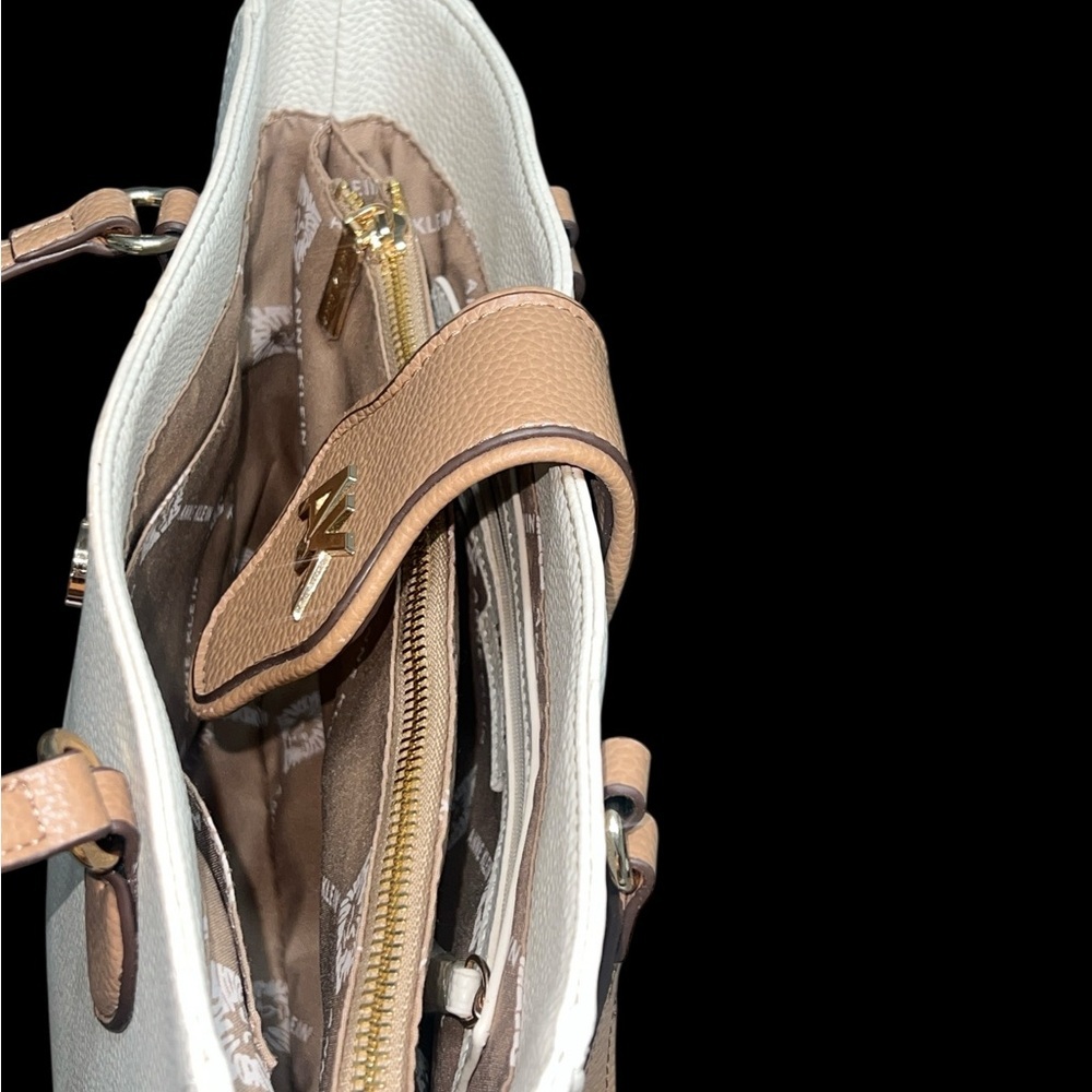 Anne Klein Cream and Tan Leather Tote with AK Logo - Picture 4 of 5